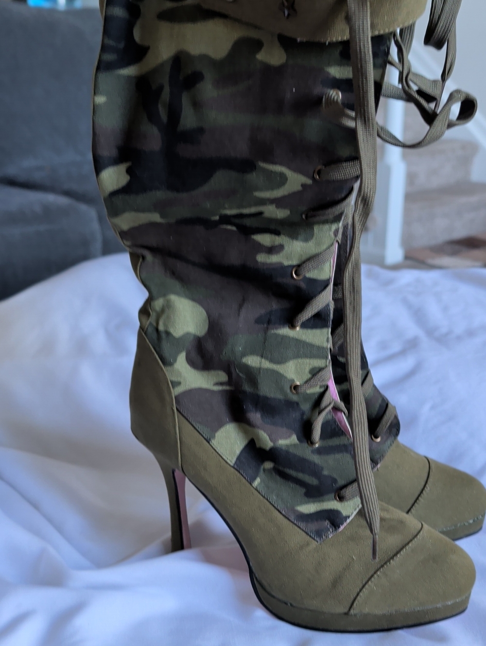 Camouflage Lace-Up High Heel Boots - Olive Green